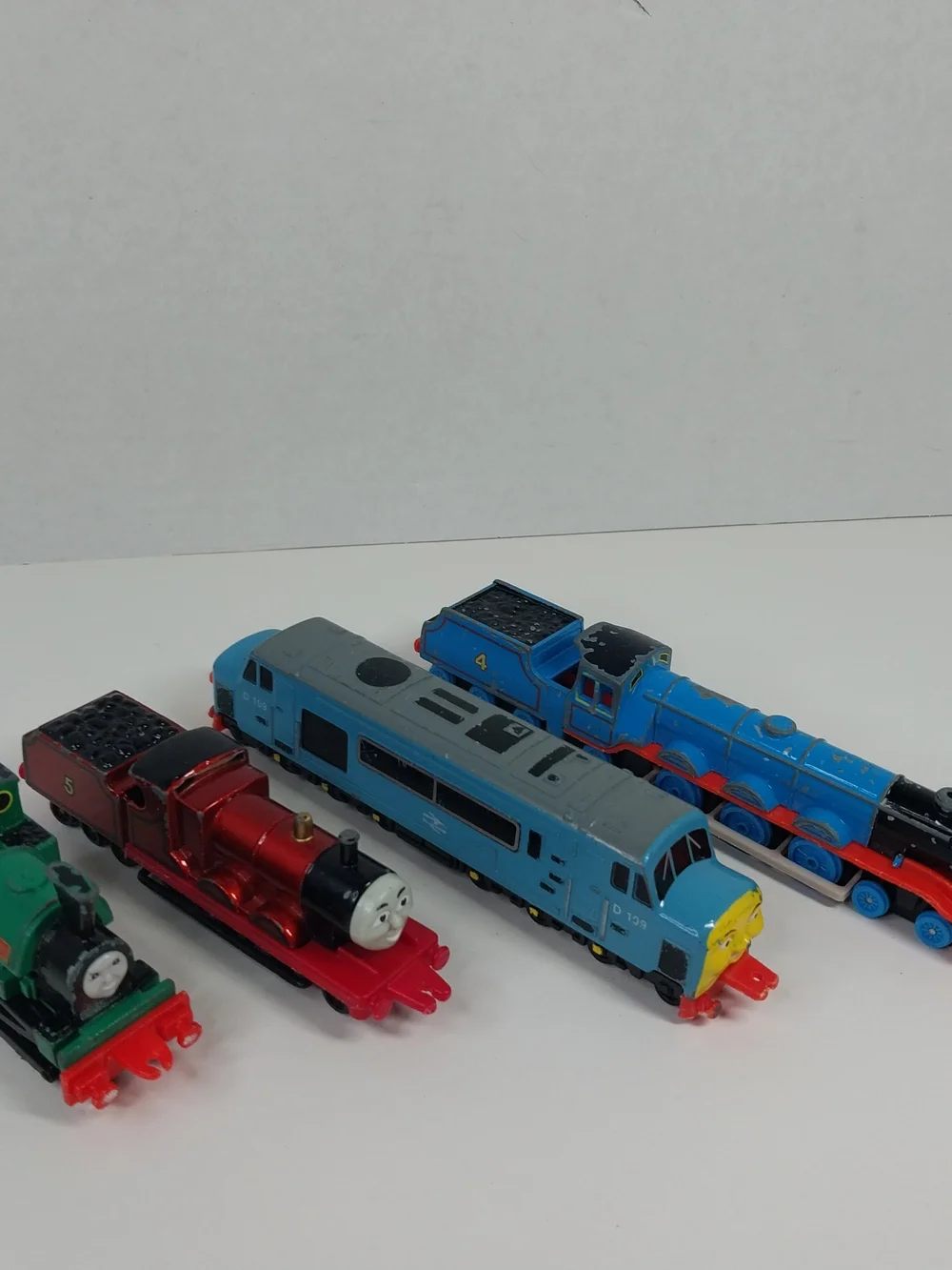 Vintage ERTL Thomas the Tank Engine And Friends Train Set Lot Metal Die Cast